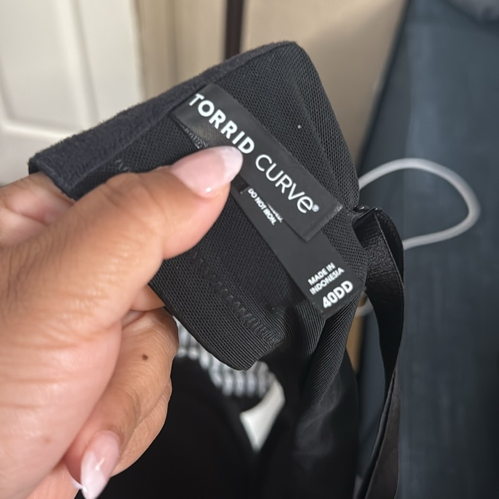 Torrid Bombshell Everyday Boost Shine Straight Ba… - image 4